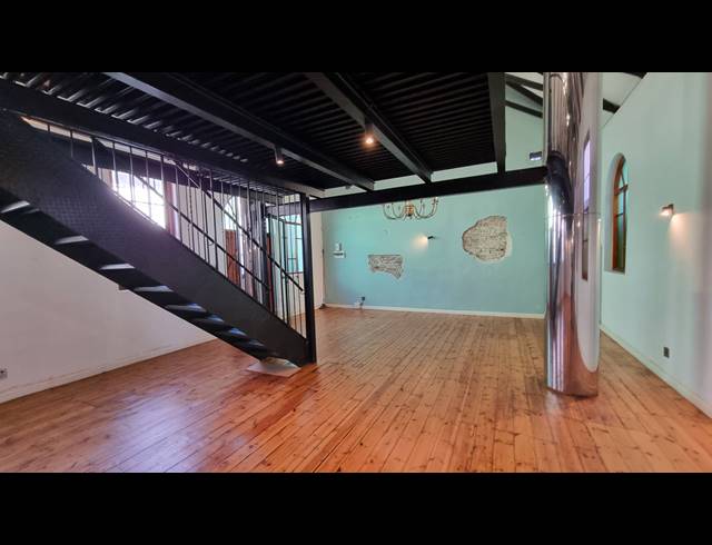 330M² MINI FACTORY FOR SALE IN WOODSTOCK